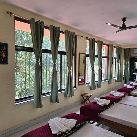 Moon Village Resort Shānti Niketan 외부 사진