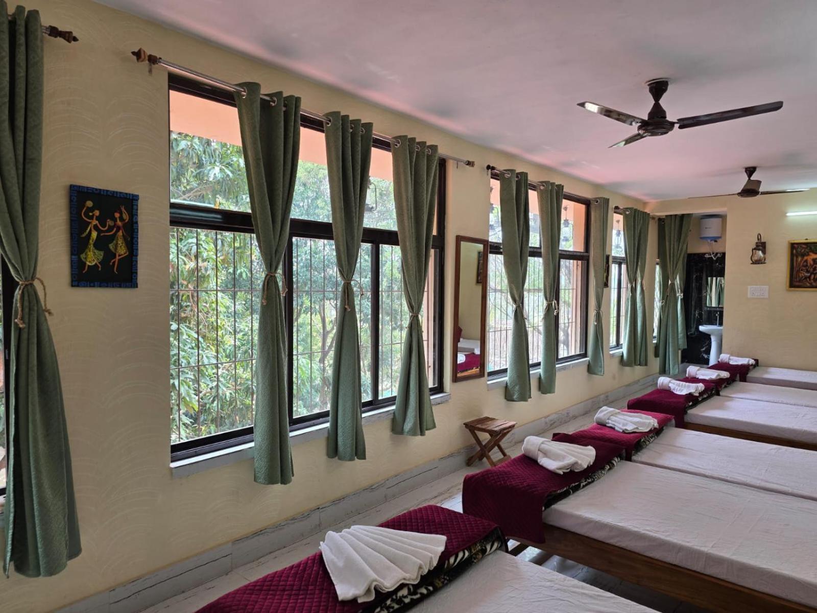 Moon Village Resort Shānti Niketan 외부 사진