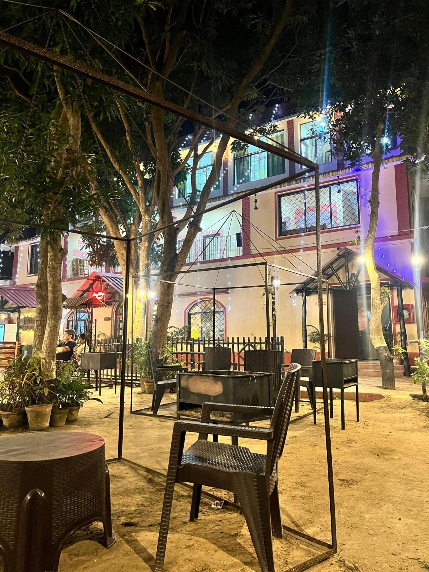 Moon Village Resort Shānti Niketan 외부 사진